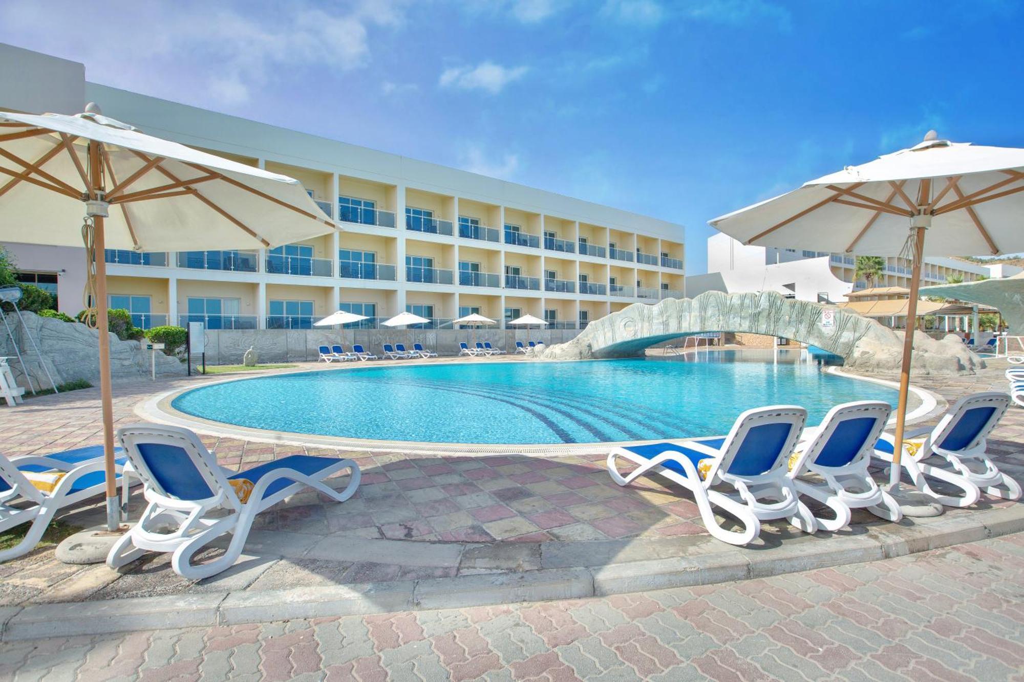 Radisson Blu Resort, Fujairah Bagian luar foto