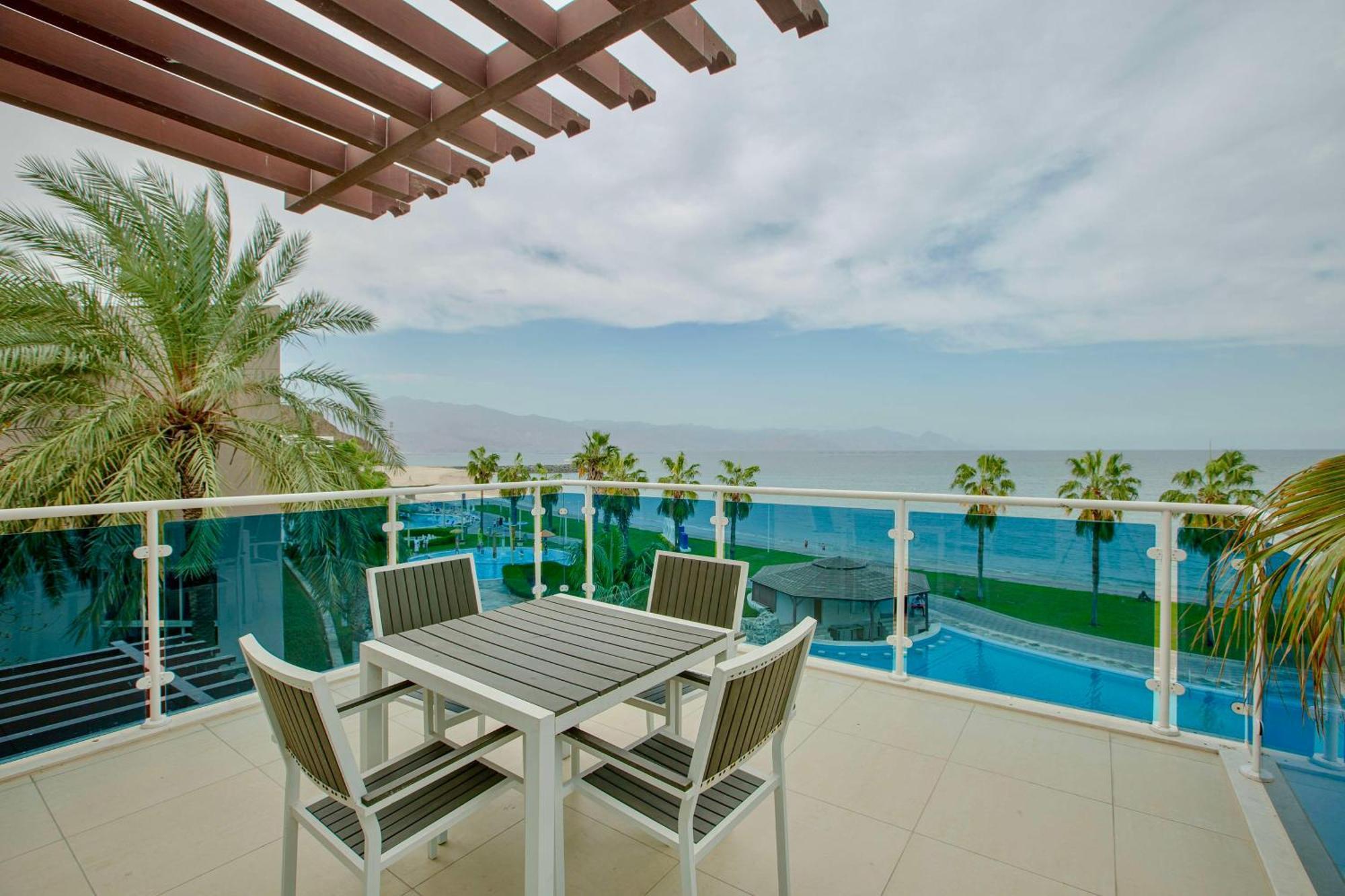 Radisson Blu Resort, Fujairah Bagian luar foto