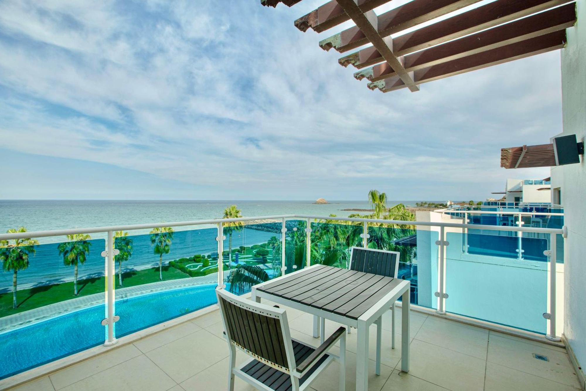 Radisson Blu Resort, Fujairah Bagian luar foto