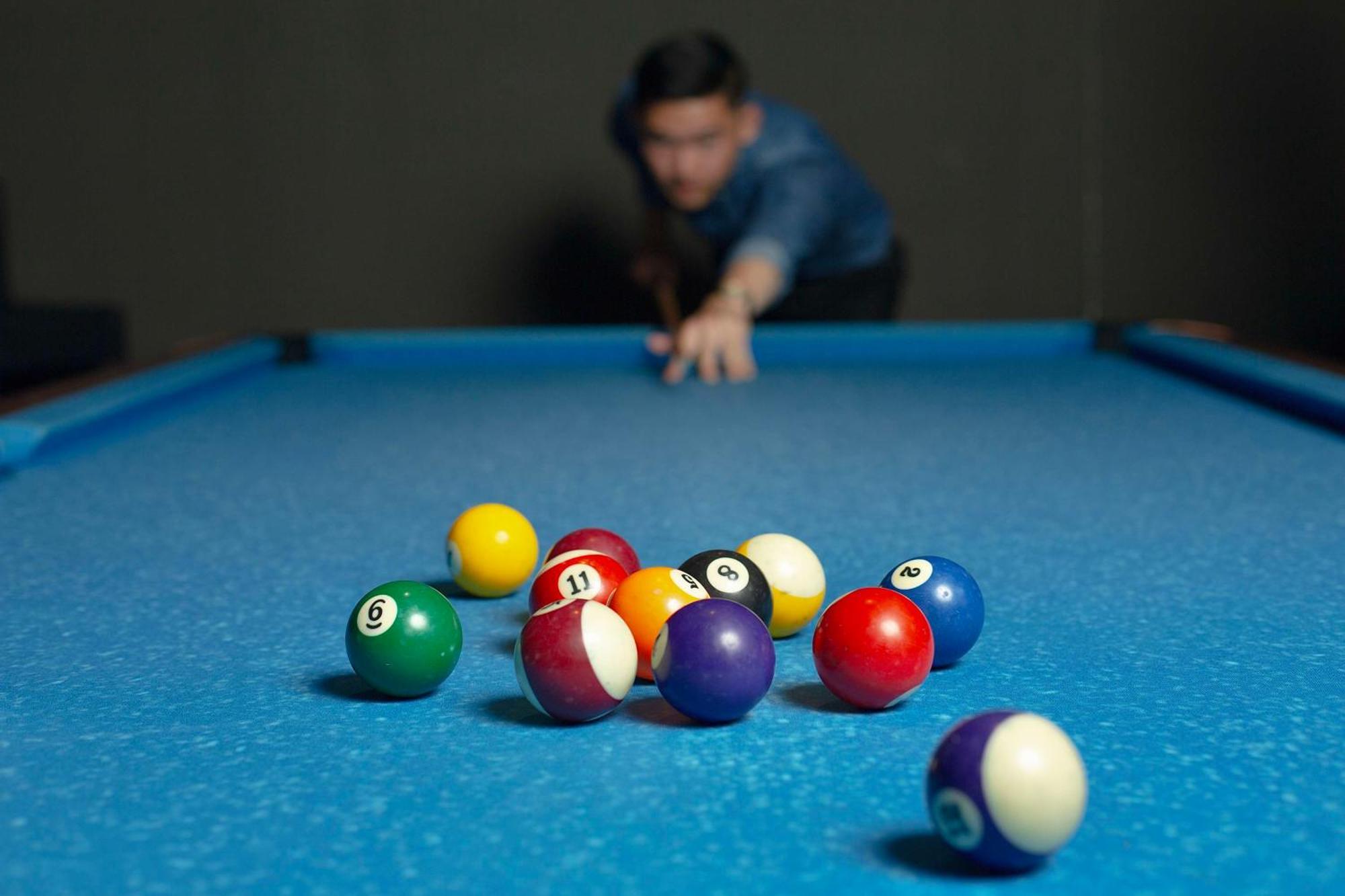 Radisson Blu Resort, Fujairah Bagian luar foto Pool player